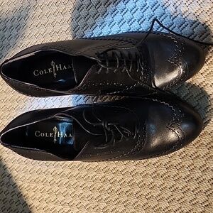 Cole Haan Nikeair black Oxford leather lace up pumps size 7.5